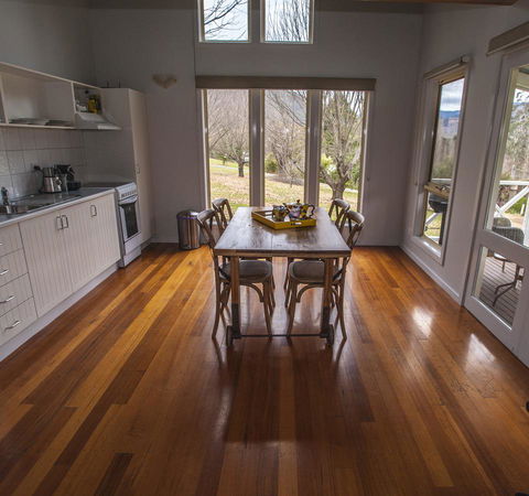 Abbys Cottages Bright - Accommodation Newcastle 18