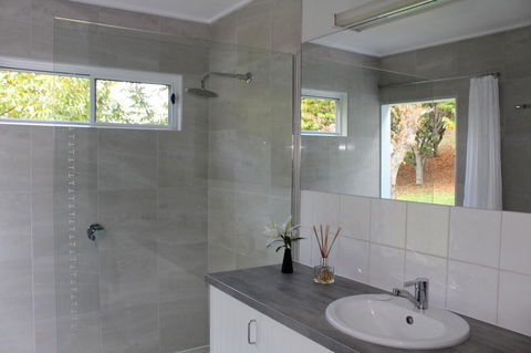 Abbys Cottages Bright - Accommodation Newcastle 9