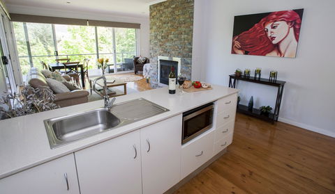 Abbys Cottages Bright - Accommodation Newcastle 5
