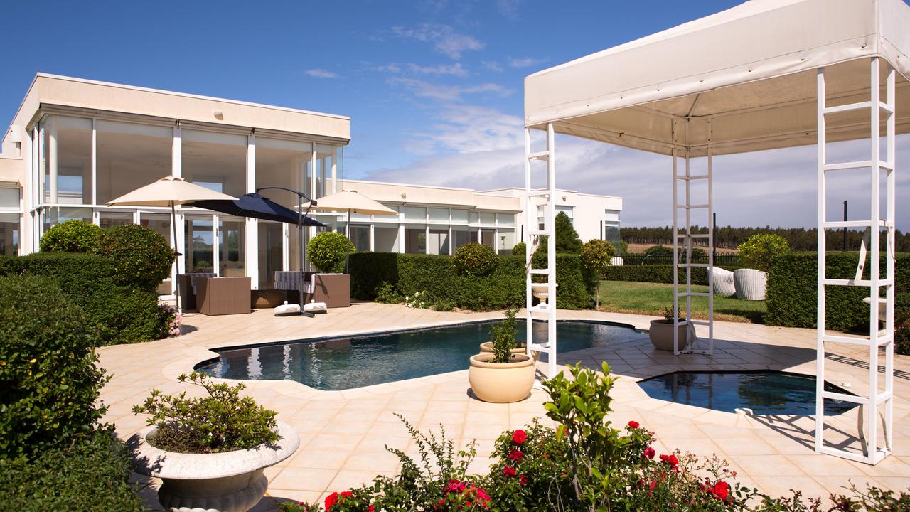Metung VIC Accommodation Newcastle