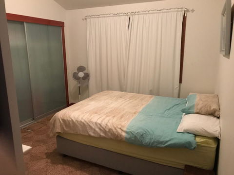 Beautiful, Cosy And Quiet - Accommodation Newcastle 42