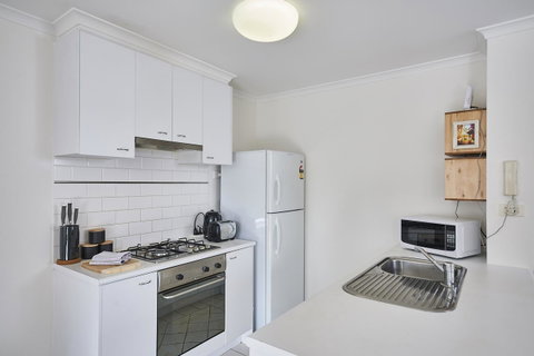 Casa Southbank - Accommodation Newcastle 9