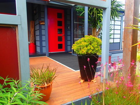 Azen Haven - Accommodation Newcastle 0