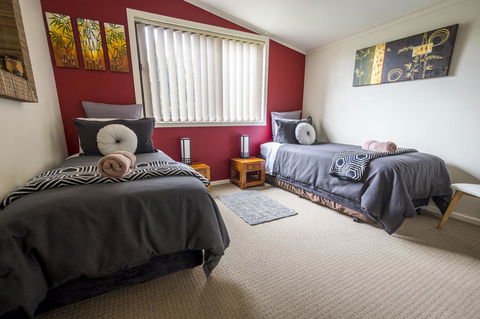 Azen Haven - Accommodation Newcastle 3