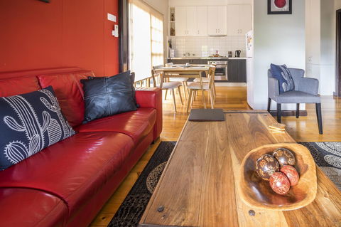 Azen Haven - Accommodation Newcastle 8