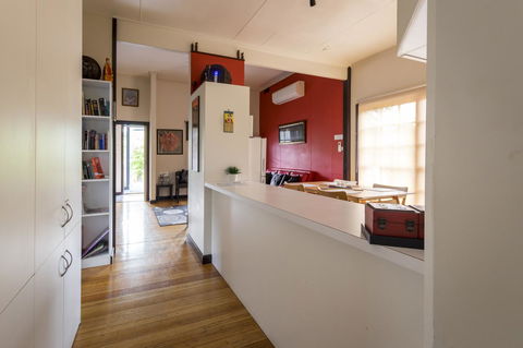 Azen Haven - Accommodation Newcastle 9