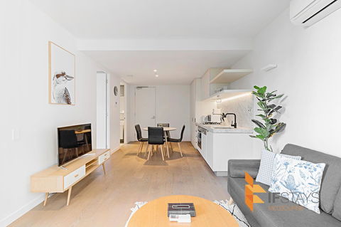IFSuites (IFSTAYS) North Apartment - Accommodation Newcastle 4