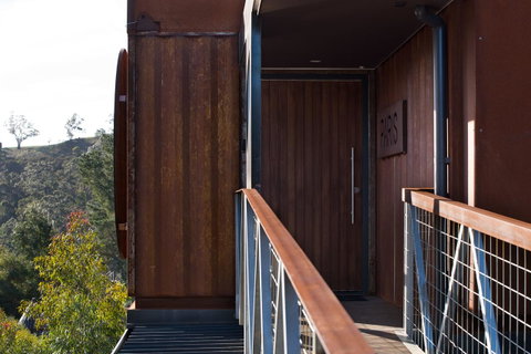 Clifftop At Hepburn - Accommodation Newcastle 6