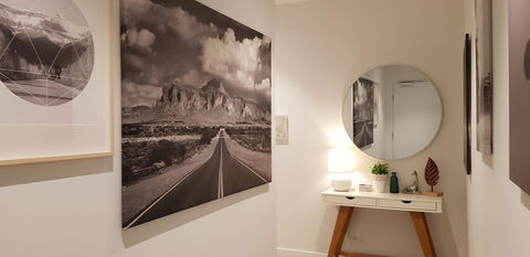 Ivanhoe Apartments - Accommodation Newcastle 3