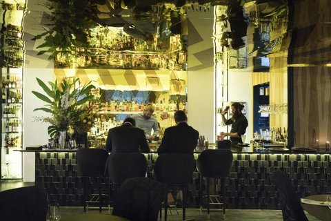 Adelphi Hotel - Accommodation Newcastle 2