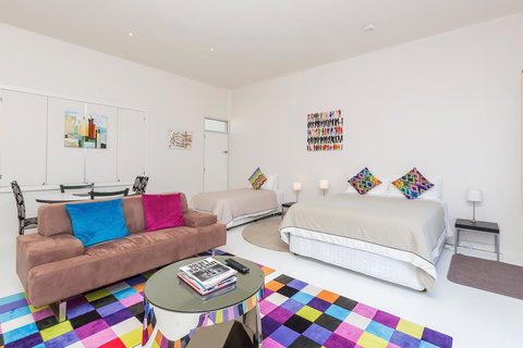 Cottages For Couples - Accommodation Newcastle 10