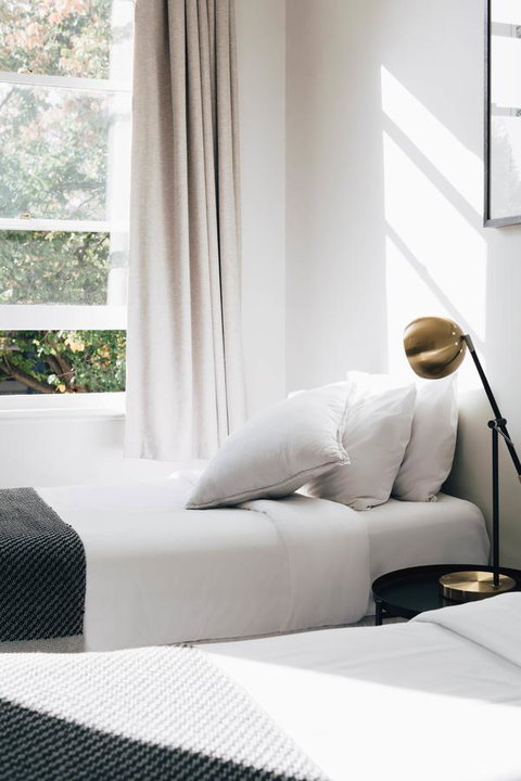 Naughtons Hotel - Accommodation Newcastle 9