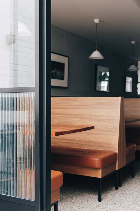 Naughtons Hotel - Accommodation Newcastle 25