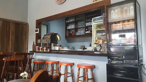 The Bears Went Over The Mountain - Accommodation Newcastle 3