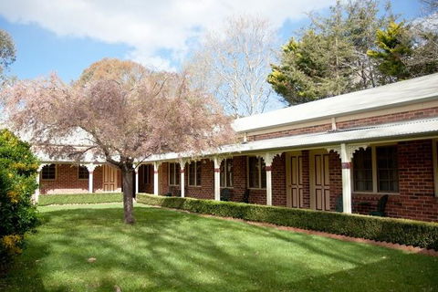 The Carrington Inn - Bungendore - Accommodation Newcastle 0