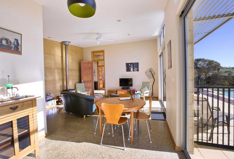 The Chocolate Lily Bed & Breakfast - Accommodation Newcastle 1