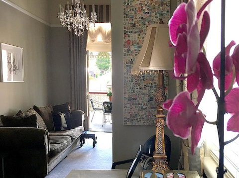 The Empyre Boutique Hotel - Accommodation Newcastle 2