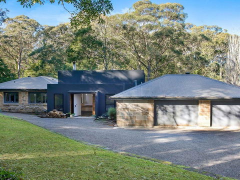 The Gullies Retreat - Escape, Relax And Unwind - Accommodation Newcastle 0