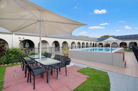 The Gulls Apartments - Accommodation Newcastle 2