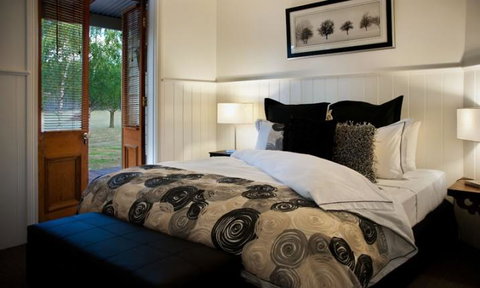 The Gums - Accommodation Newcastle 3