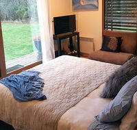The Gurdies Room with Amazing Sunset Views - Accommodation Newcastle