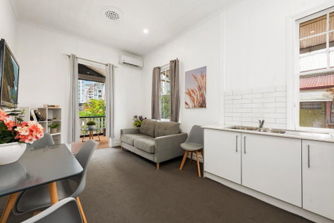 The Hub - Brisbane - Accommodation Newcastle 0