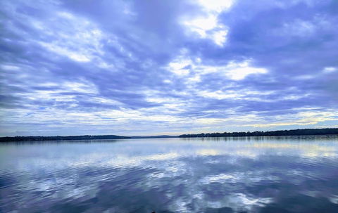 The Lake Escape - Accommodation Newcastle 2