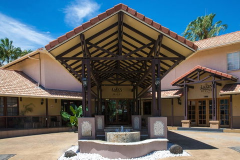 The Lakes Resort Cairns - Accommodation Newcastle 2