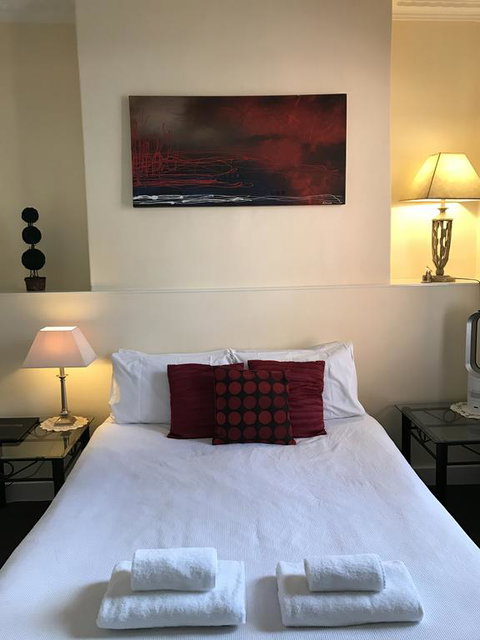 The Mews Motel - Accommodation Newcastle 0