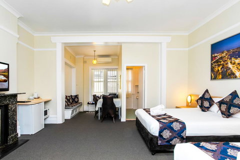 The North Shore Hotel - Accommodation Newcastle 3