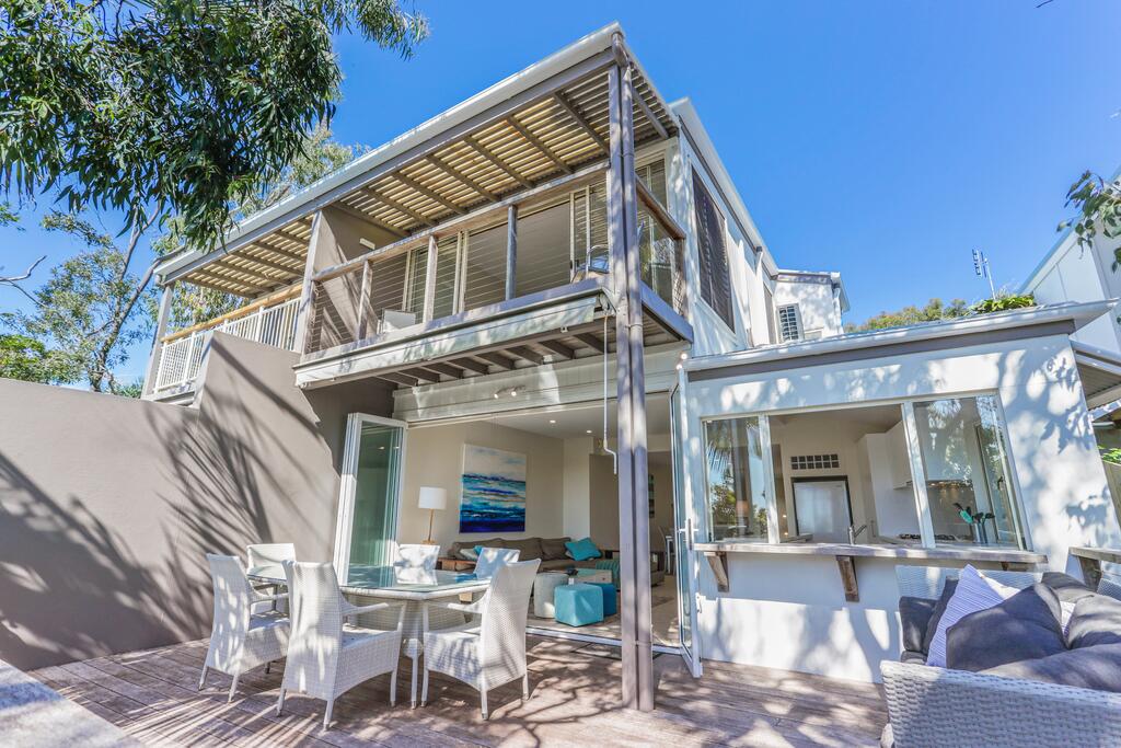 Sunshine Beach QLD Accommodation Newcastle