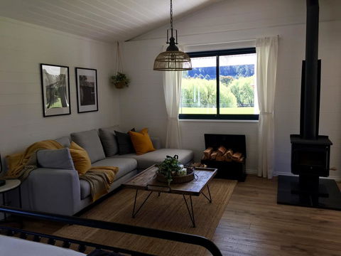 The Retreat - Accommodation Newcastle 3