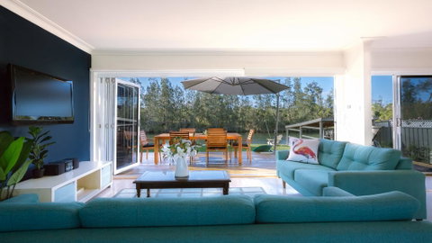 The River Retreat - Accommodation Newcastle 0