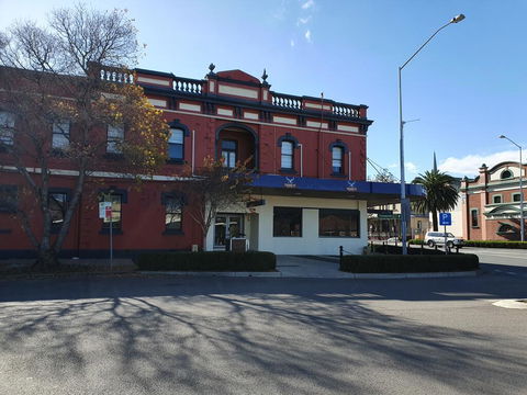 The Royal Hotel - Accommodation Newcastle 0