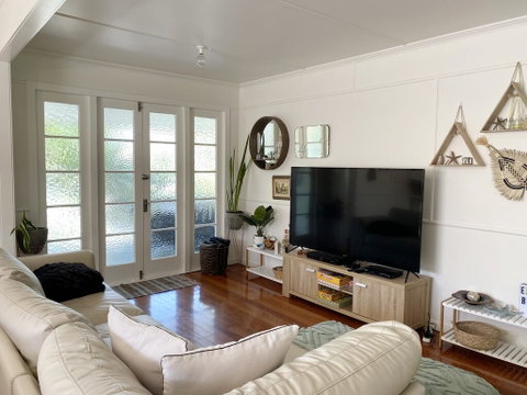 The Shack - Accommodation Newcastle 3