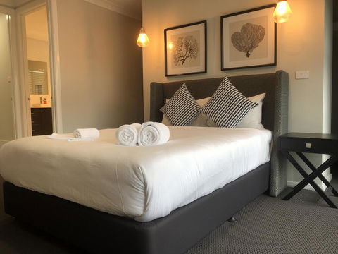 The Sirens Sydney - Accommodation Newcastle 3