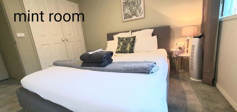 The Sweet Homestay - Accommodation Newcastle 2