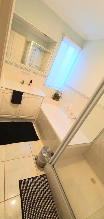 The Sweet Homestay - Accommodation Newcastle 3