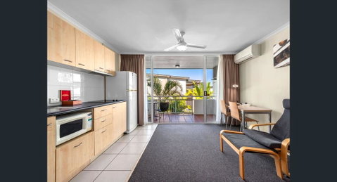 The Wellington Apartment Hotel - Accommodation Newcastle 3