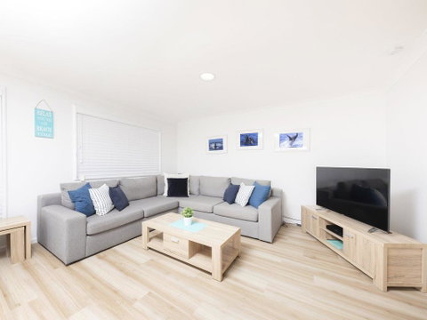 Tiro Moana - Accommodation Newcastle 1