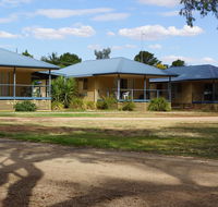 Tooleybuc River Retreat Villas - Accommodation Newcastle