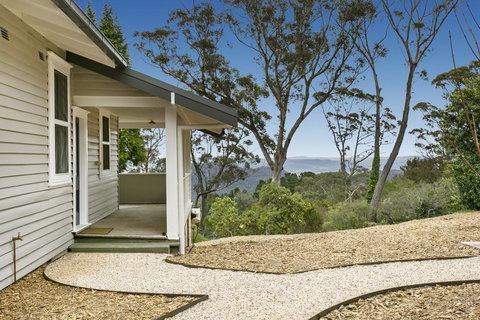 Toria Views - Accommodation Newcastle 0