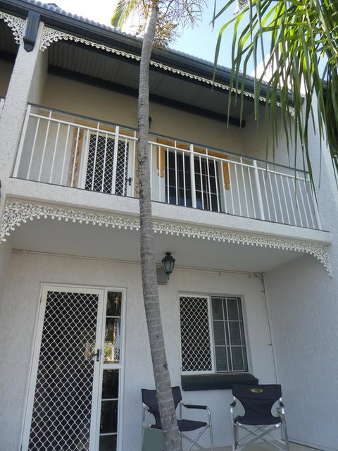 Townsville Terrace - Accommodation Newcastle 0