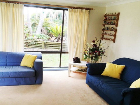 Tranquil Views - Private Sanctuary - Accommodation Newcastle 0