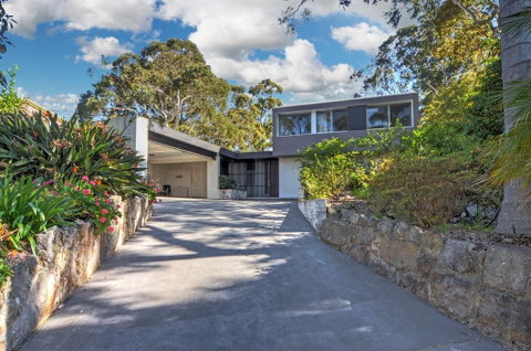 Treehouse Jervis Bay - Accommodation Newcastle 0