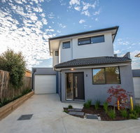 Trendy sweet home 4BedsBlackburn South - Accommodation Newcastle
