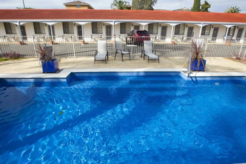 Tuncurry Beach Motel - Accommodation Newcastle 2