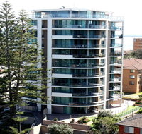 Twin Pines 401 - CBD Location