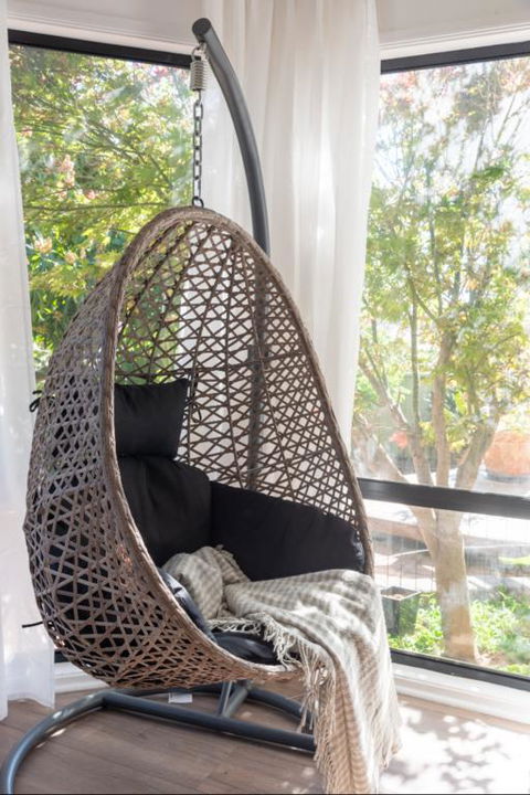 ULTRA SPACIOUS STYLISH HOME IN PRESTONS - SYDNEY - Accommodation Newcastle 3