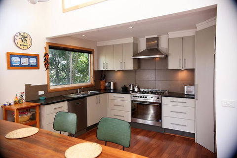 Unawatuna House @ Cape Woolamai - Accommodation Newcastle 3